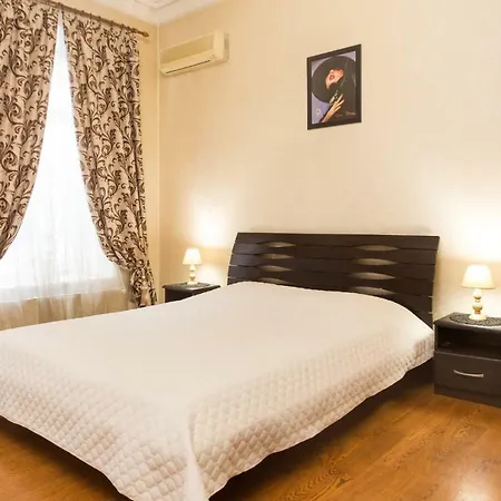 Goodrest On Ekaterininskaya Odesa